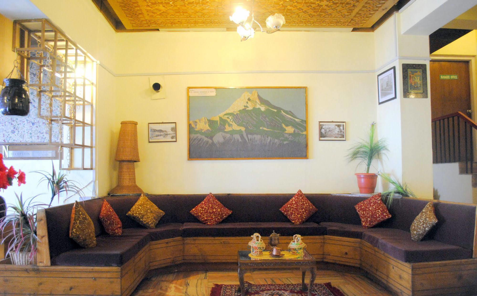 Welcome Hotel Gulmarg Kültér fotó